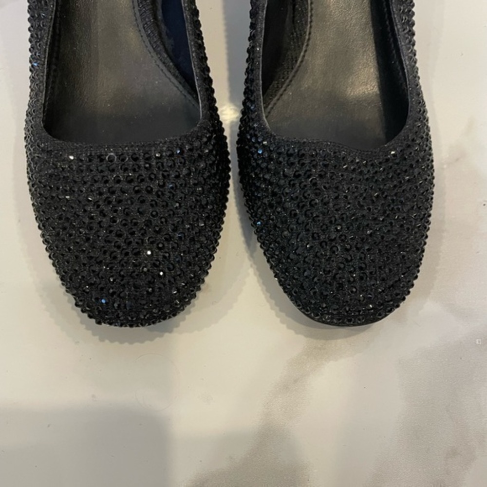 Micheal Kors | Black Arabella Sparkle Round Toe Classic Elegance Mini Pump Shoe - Picture 5 of 16